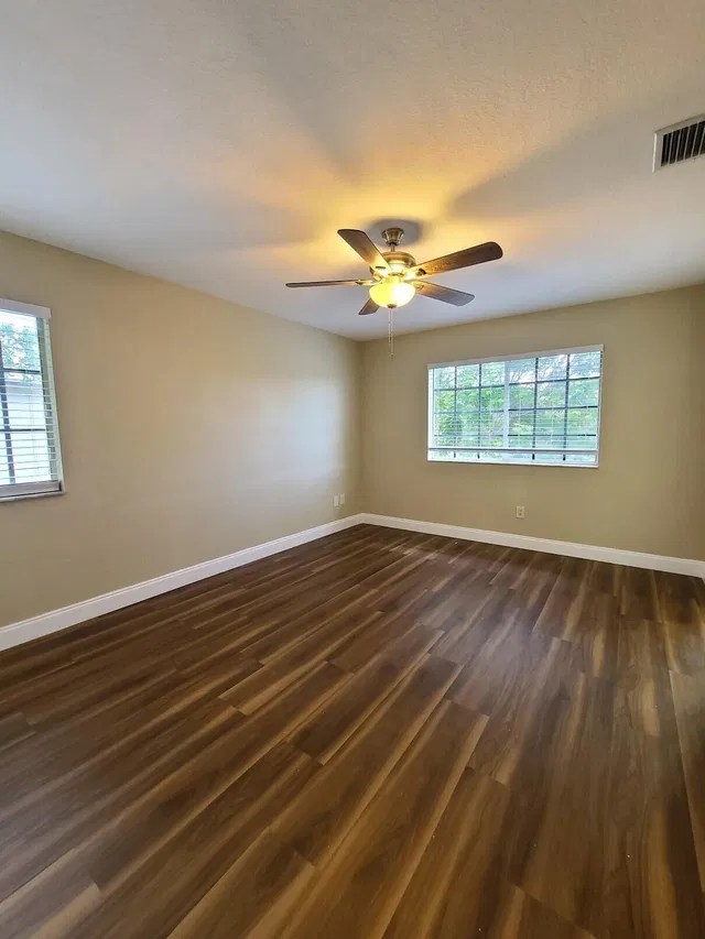 Residence photo 24