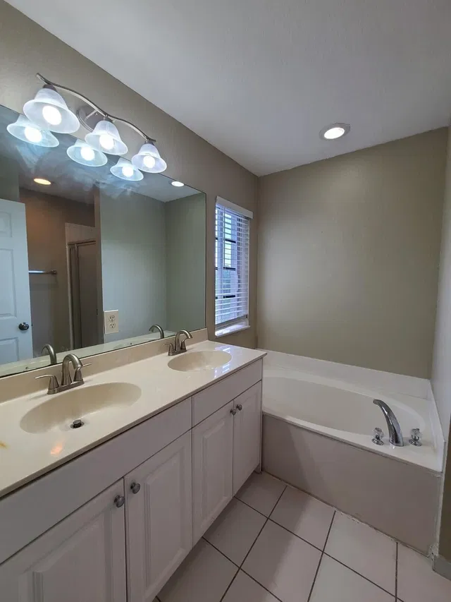 Residence photo 27