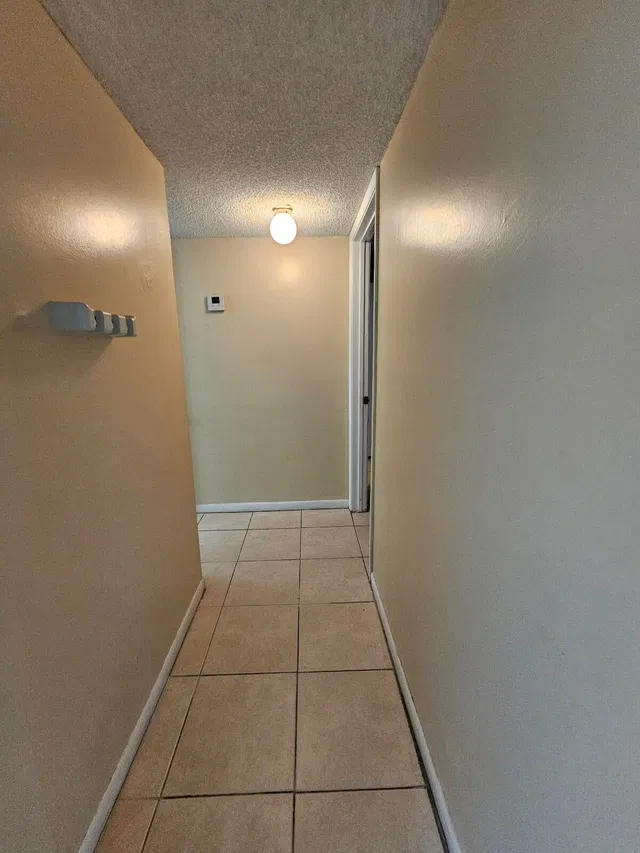Unit 104 photo 9