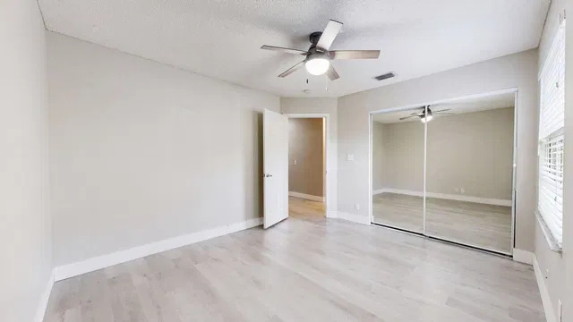 Residence photo 36