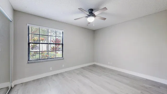 Residence photo 38