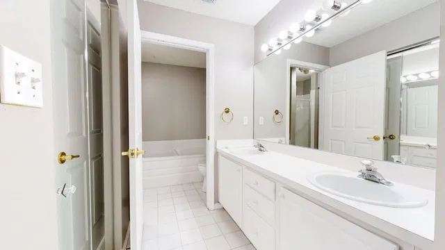 Residence photo 42