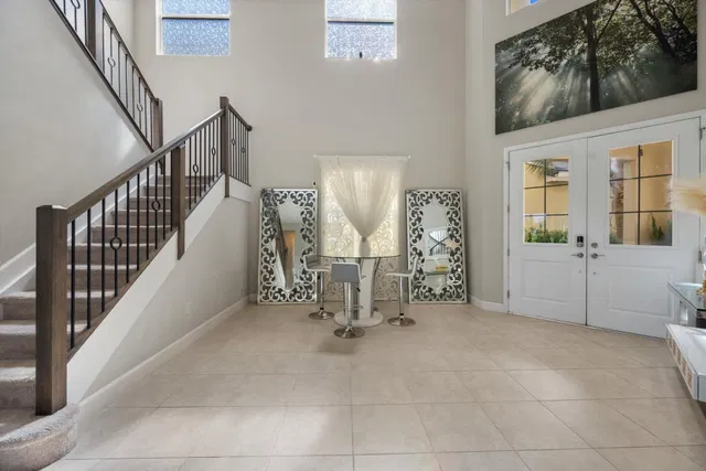 Residence photo 6