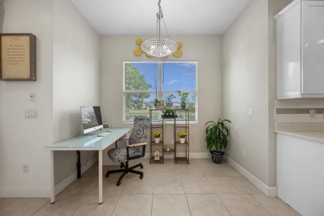  Residence photo 12