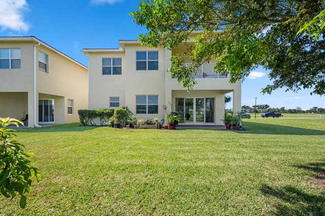  Residence photo 36