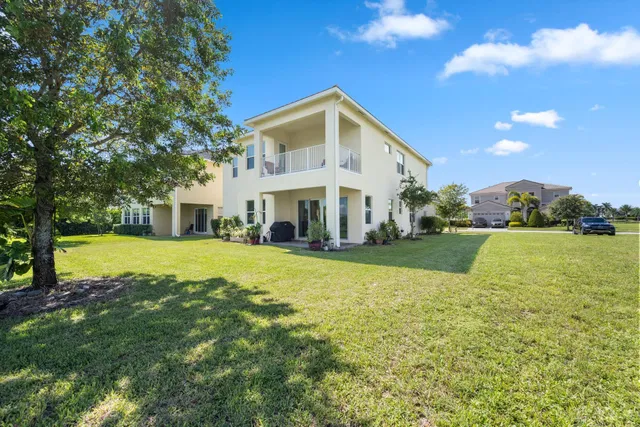  Residence photo 38