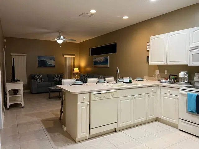 Residence photo 6