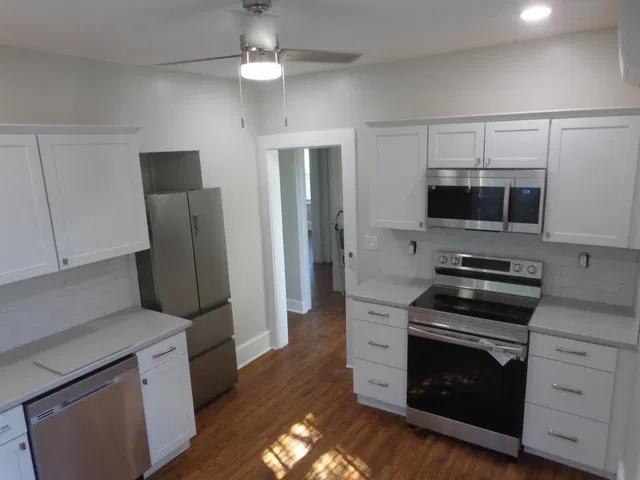 Residence photo 3