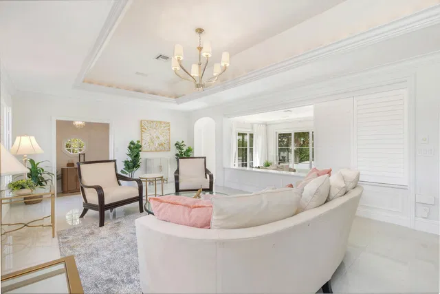 North End Palm Beach Residence photo 4
