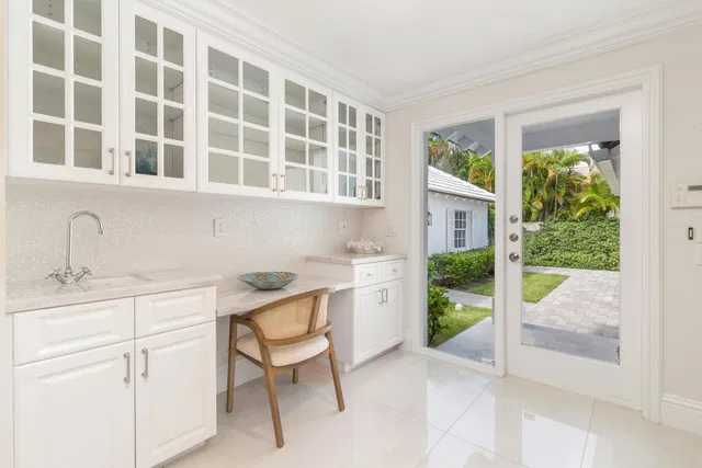 North End Palm Beach Residence photo 9