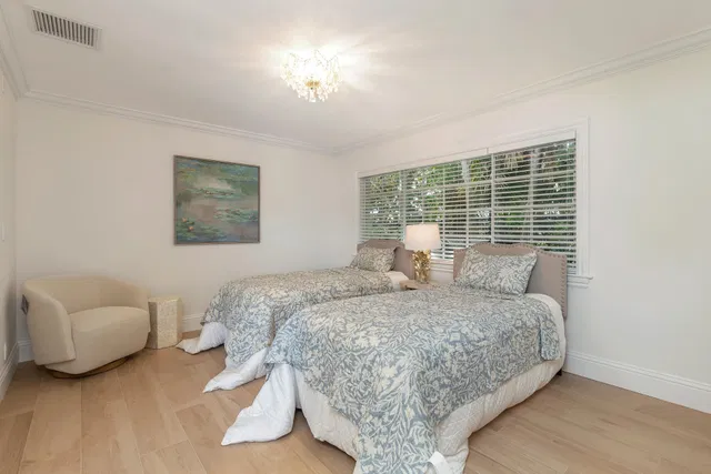 North End Palm Beach Residence photo 14