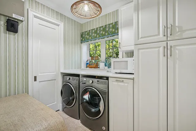 Residence photo 19