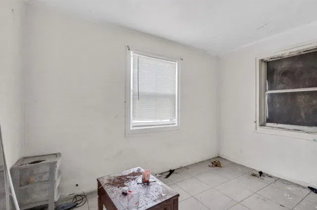  Residence photo 11