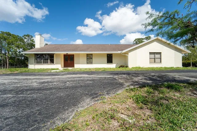 Residence photo 38