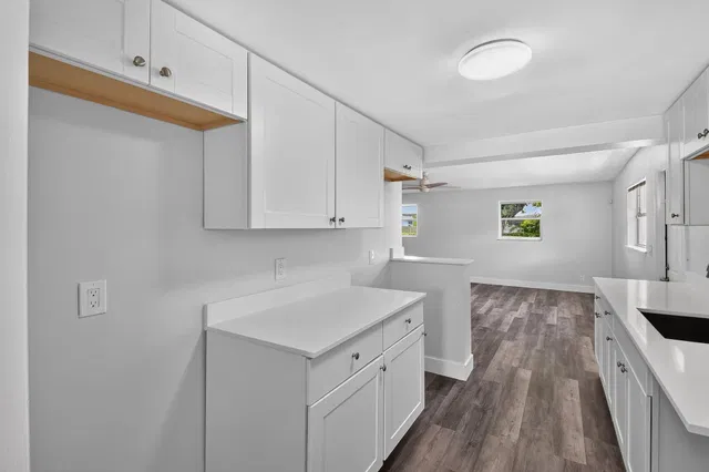 Residence photo 12