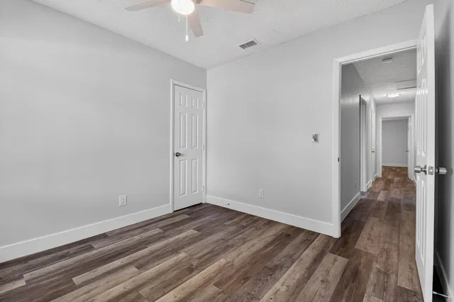 Residence photo 18