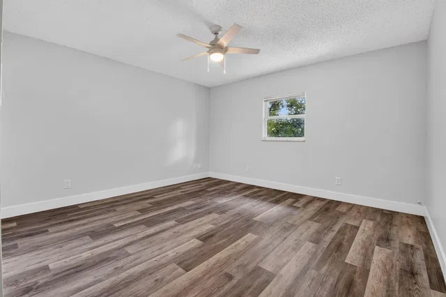 Residence photo 23