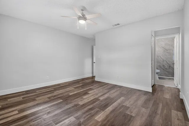 Residence photo 25