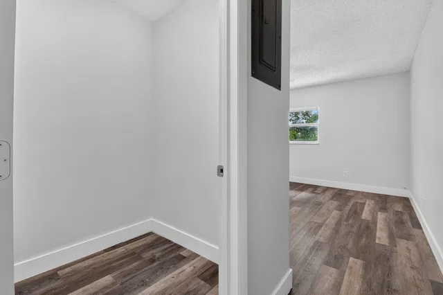 Residence photo 26