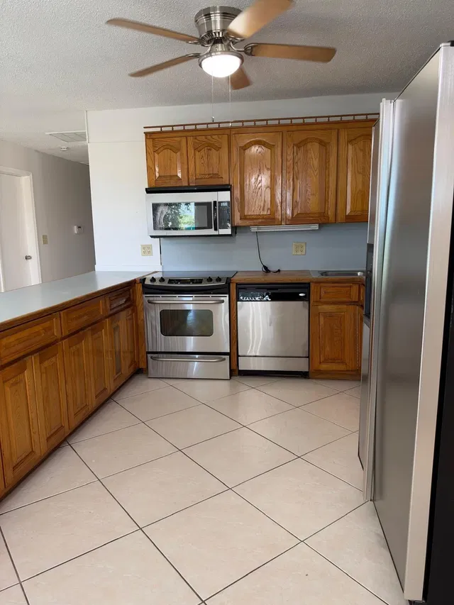 Residence photo 6