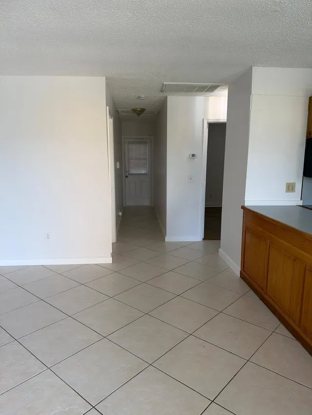 Residence photo 15