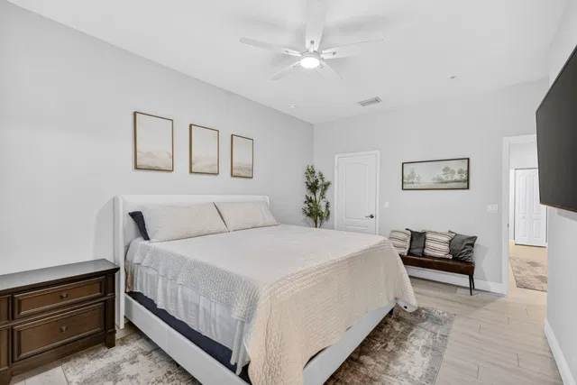 Residence photo 23