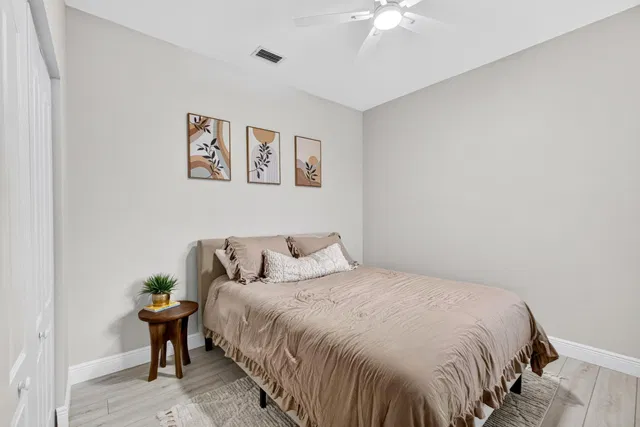Residence photo 32