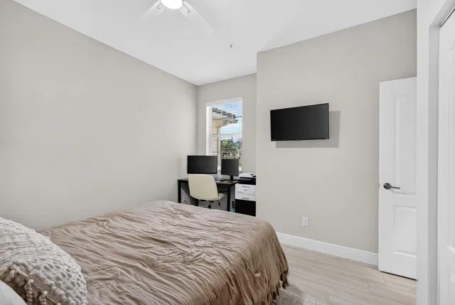 Residence photo 33