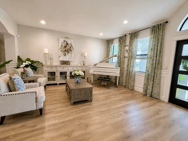  Residence photo 11