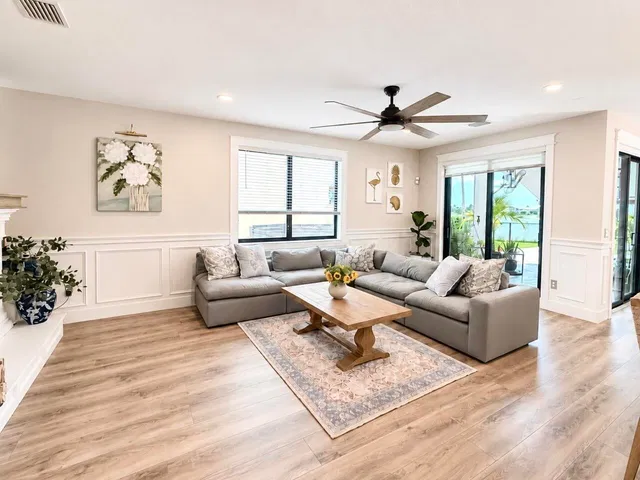  Residence photo 17