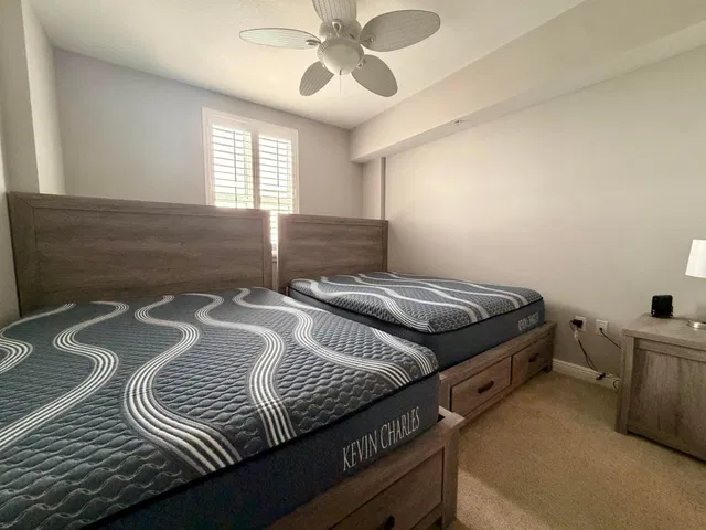  Unit 1114 photo 14