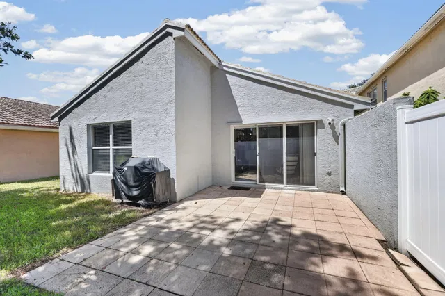 Residence photo 26