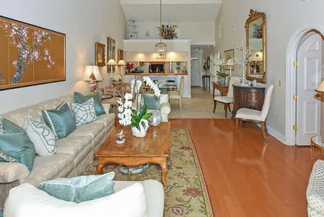  Residence photo 6