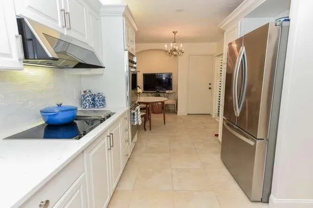 Residence photo 25