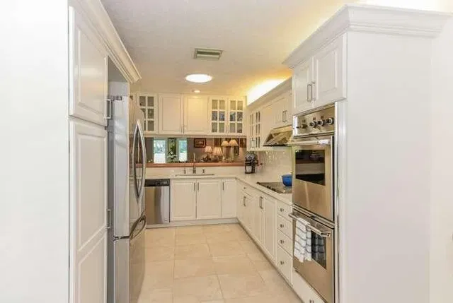  Residence photo 27
