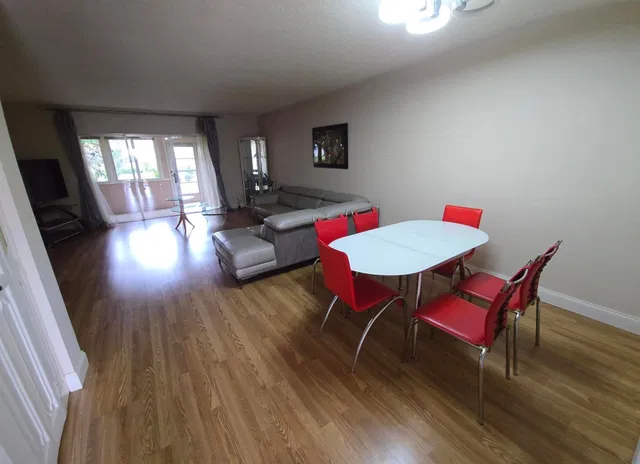 Residence photo 5