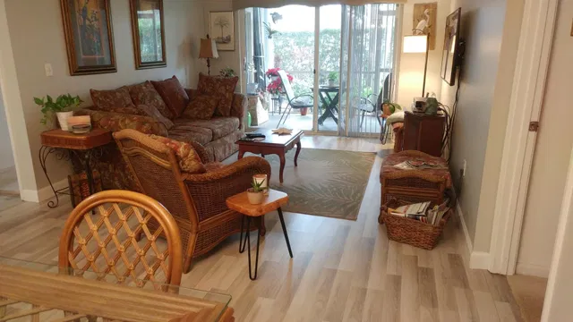  Unit 4108 photo 9