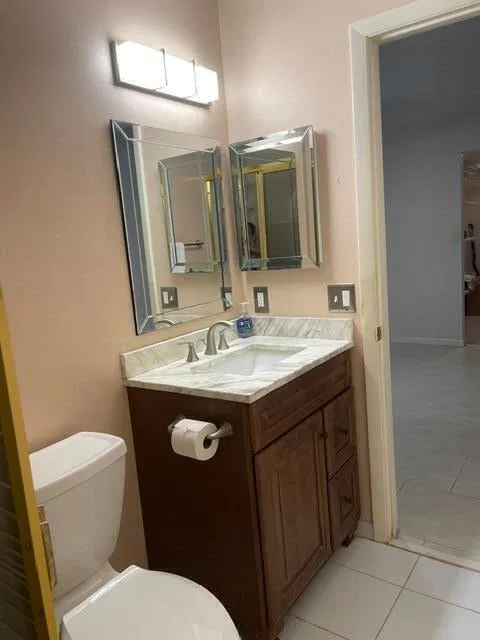 Unit B photo 16