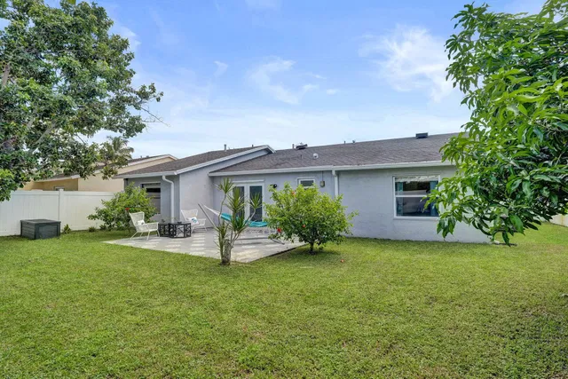  Residence photo 32