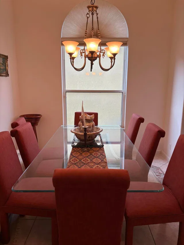 Residence photo 4