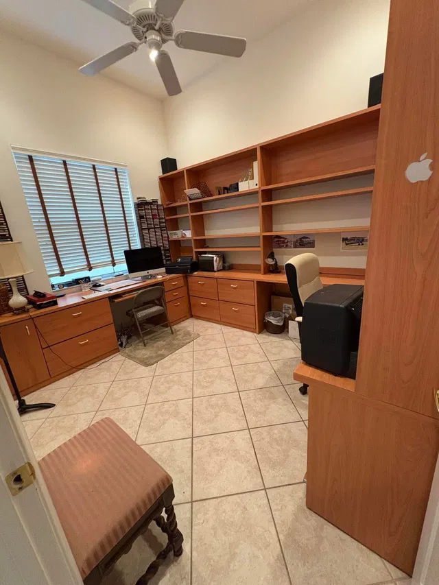Residence photo 6