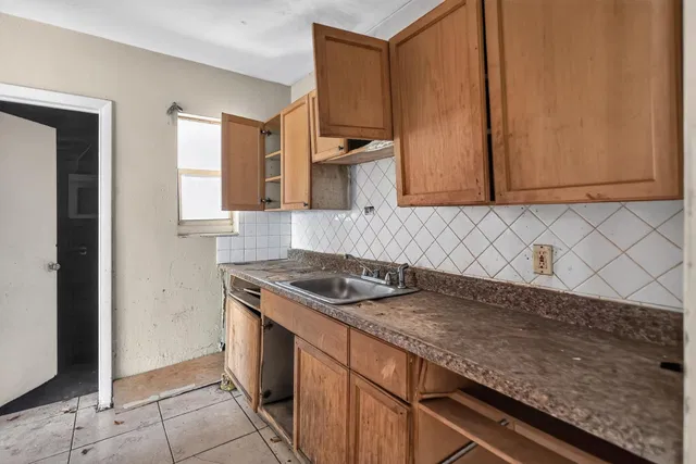  Residence photo 11