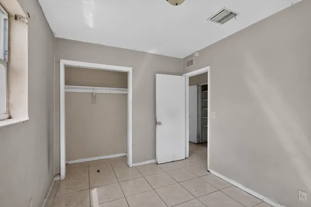 Residence photo 15