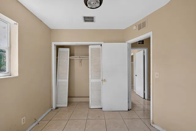  Residence photo 23