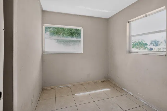  Residence photo 25