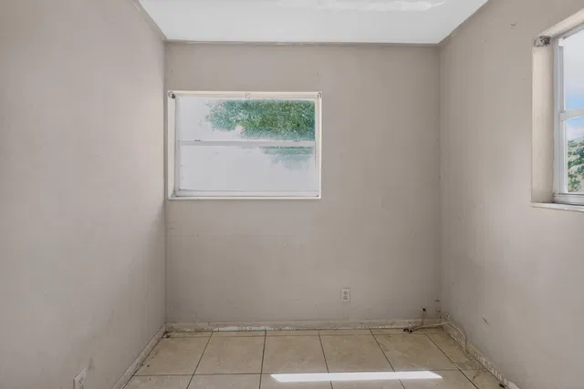  Residence photo 26