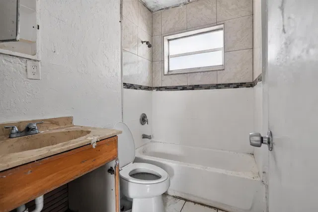  Residence photo 27