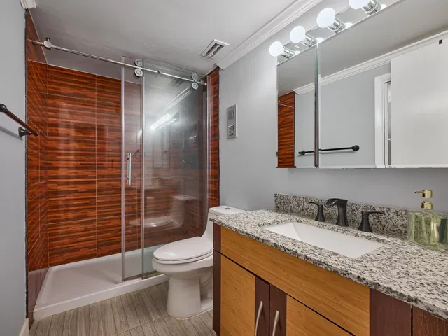 Unit 104 photo 31
