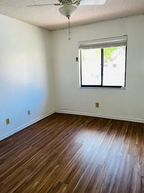 Residence photo 13