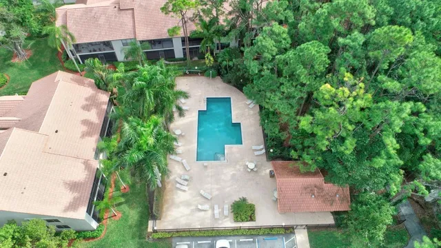 Residence photo 17